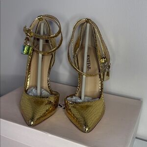 JustFab Shimmering Gold Heels